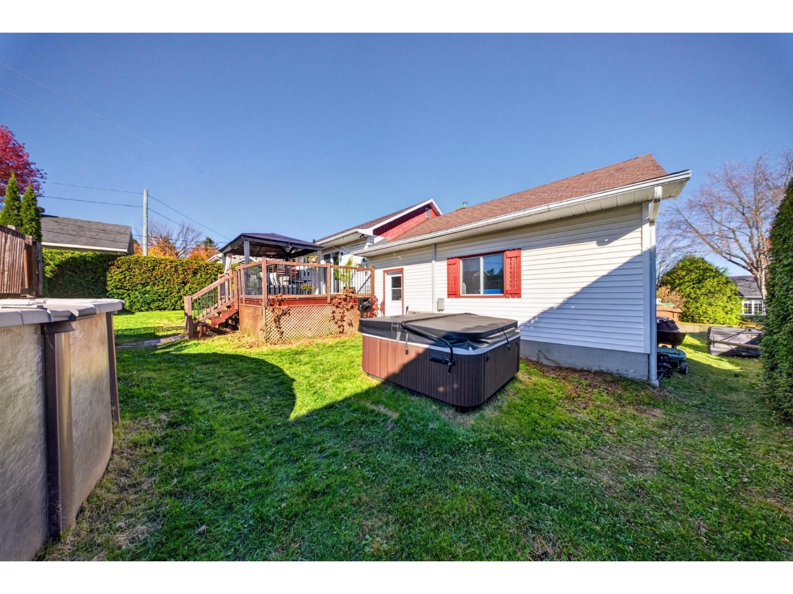 1398 Rue Labelle Property Photo 39