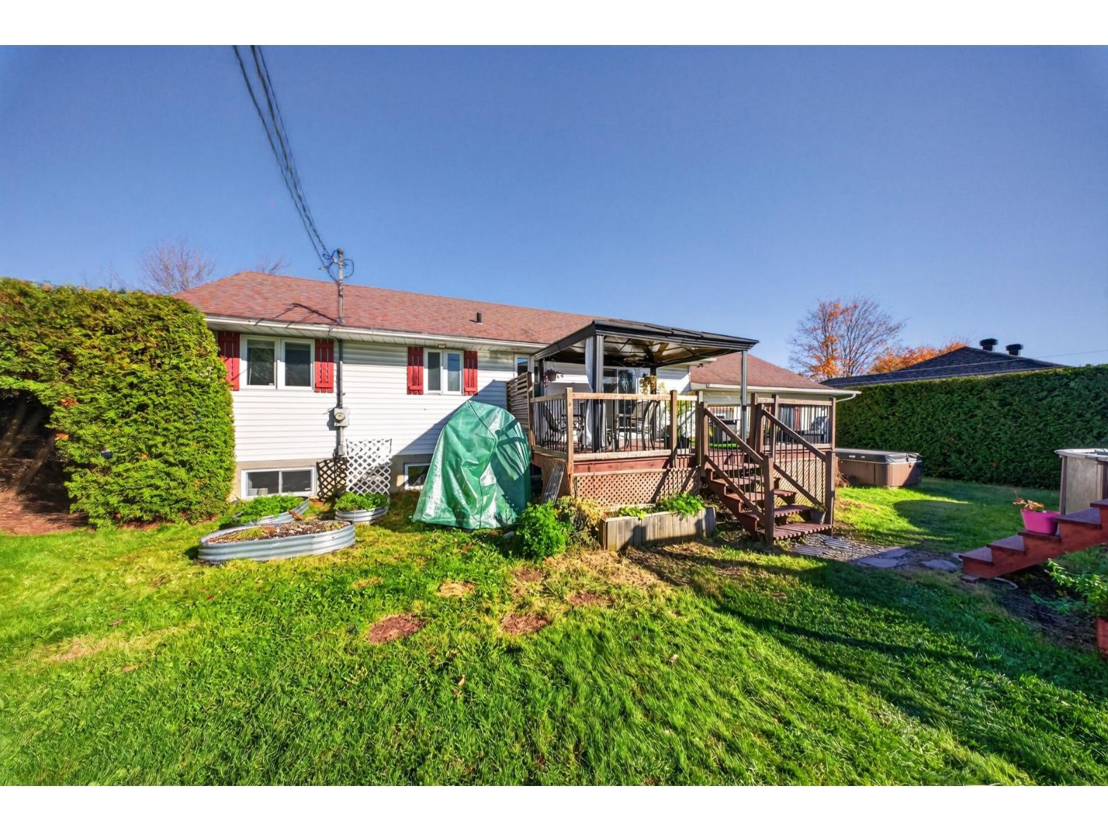 1398 Rue Labelle Property Photo 42