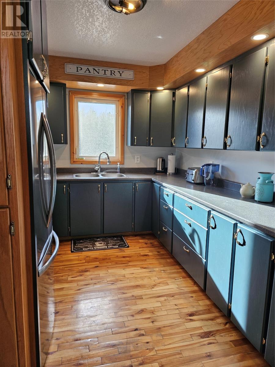 1121 Trans Canada Highway Property Photo 16