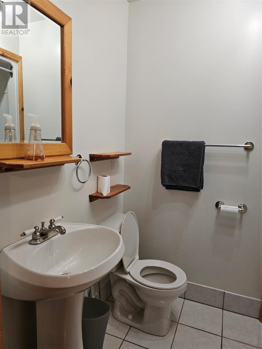 1121 Trans Canada Highway Property Photo 17