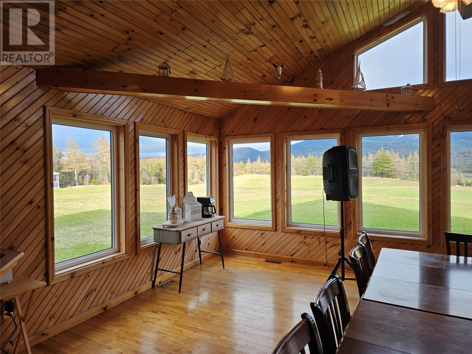 1121 Trans Canada Highway Property Photo 22