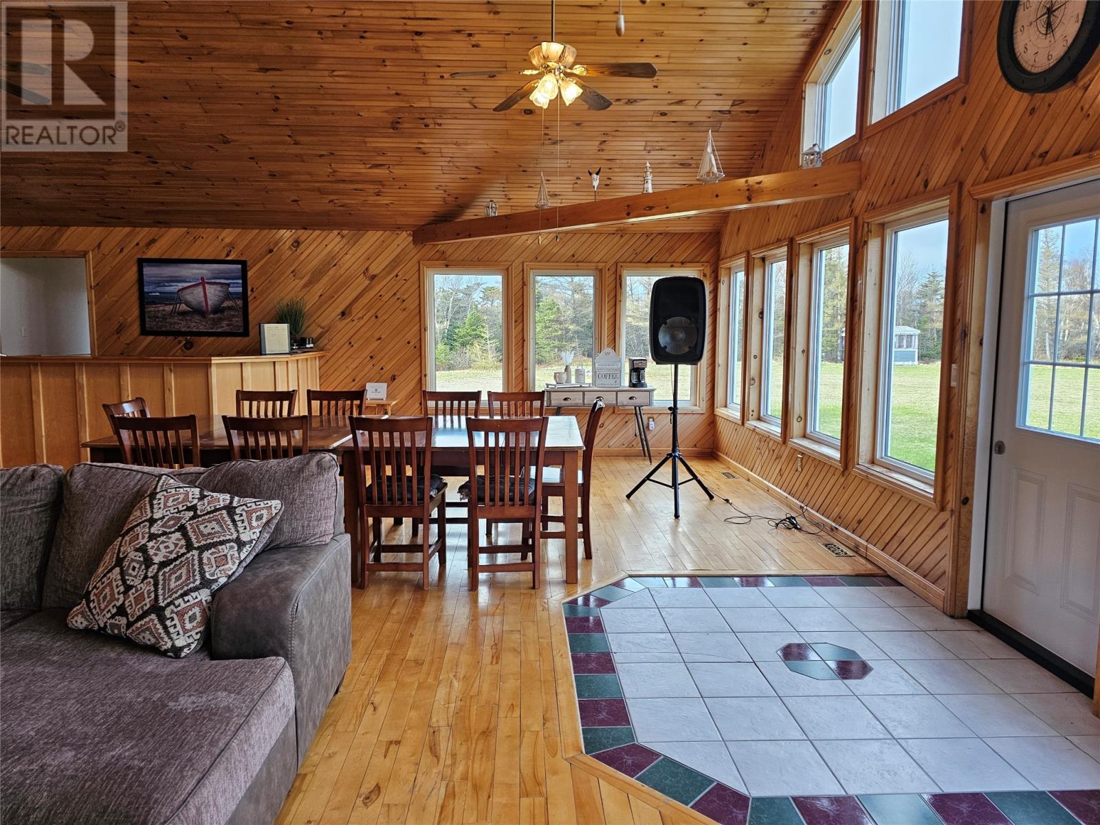 1121 Trans Canada Highway Property Photo 26