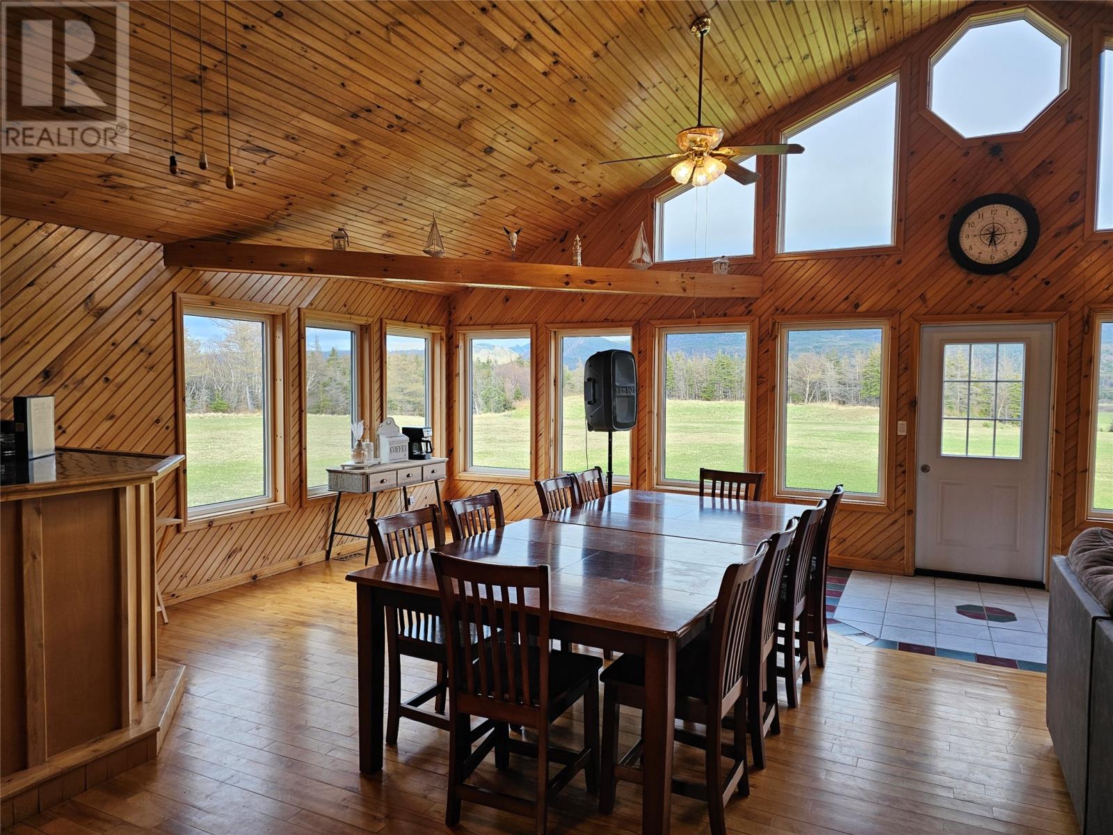 1121 Trans Canada Highway Property Photo 28