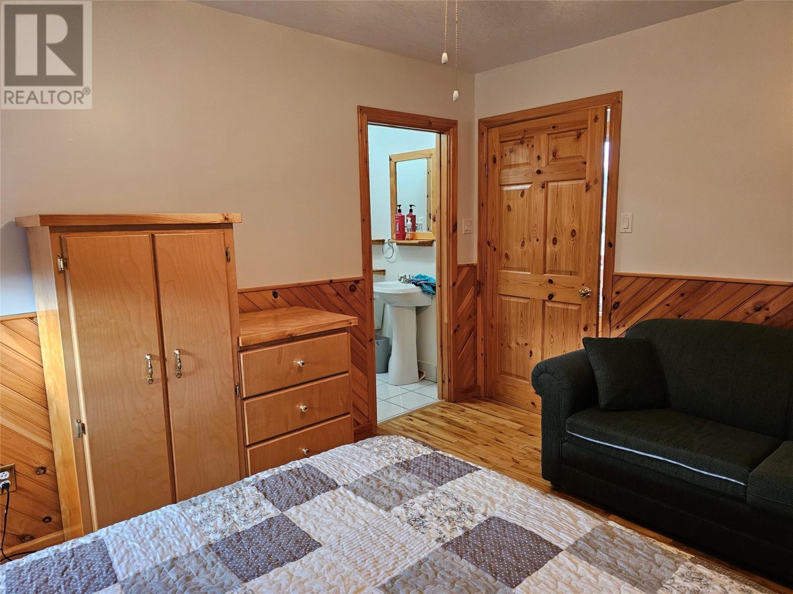 1121 Trans Canada Highway Property Photo 36