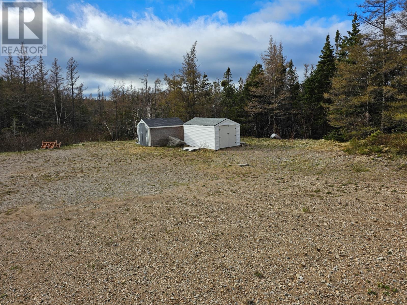 1121 Trans Canada Highway Property Photo 43