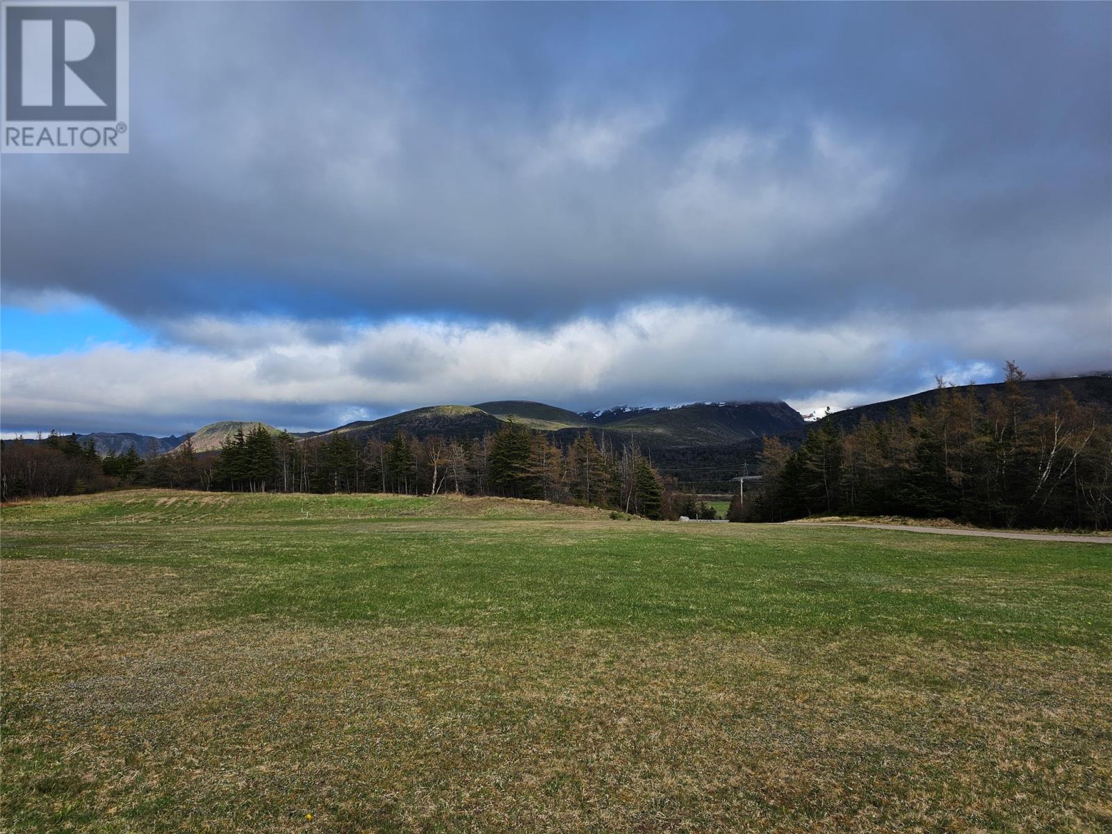 1121 Trans Canada Highway Property Photo 44
