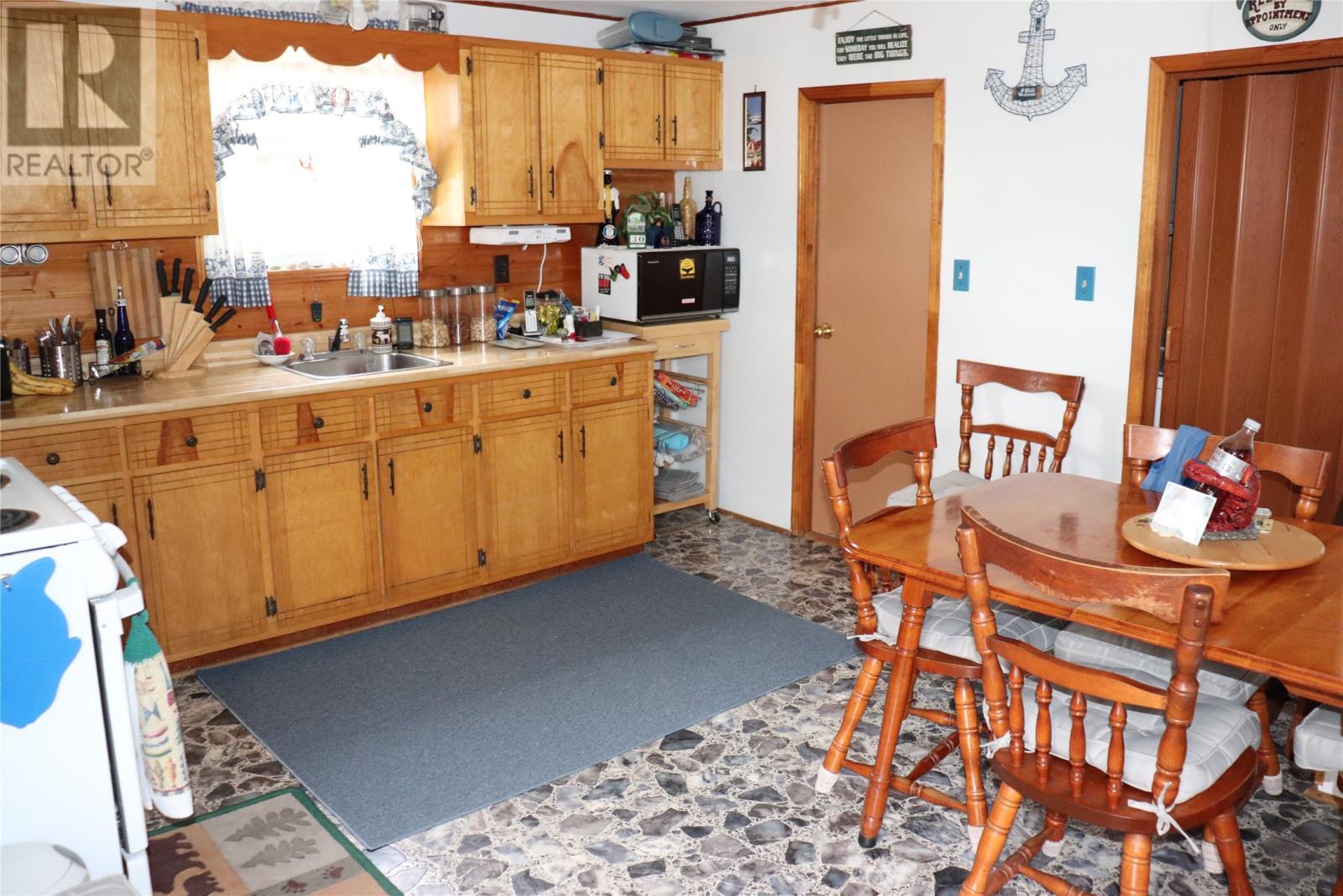 36 Gull Pond Road Property Photo 7