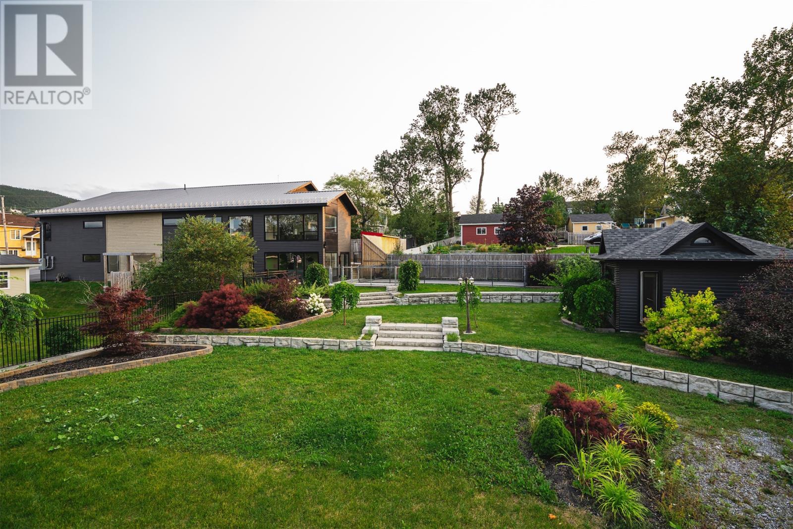 14 Aspen Road Property Photo 6