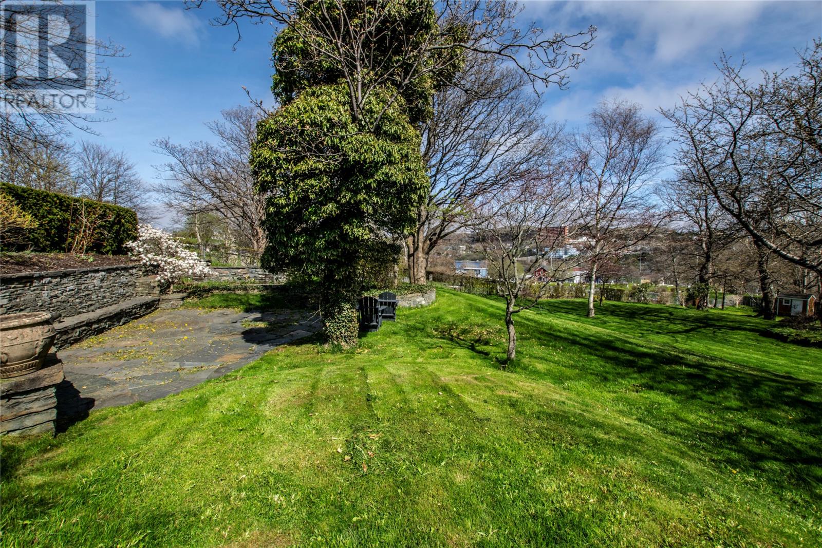 14 Kennas Hill Property Photo 10
