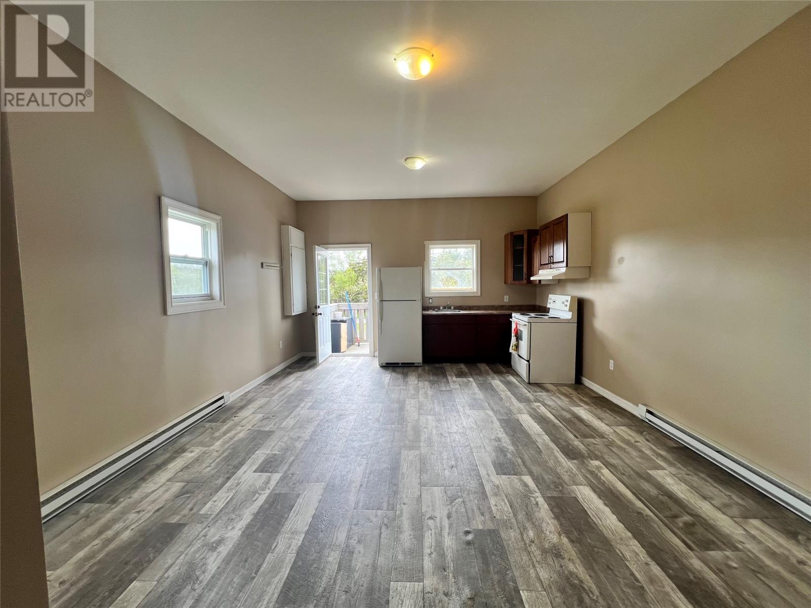 346 Highway East Property Photo 15