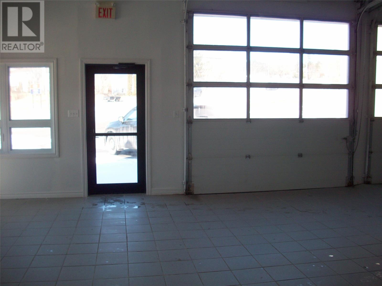 283 Memorial Drive Property Photo 10