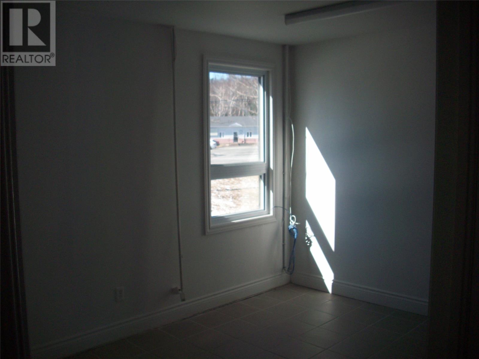 283 Memorial Drive Property Photo 14