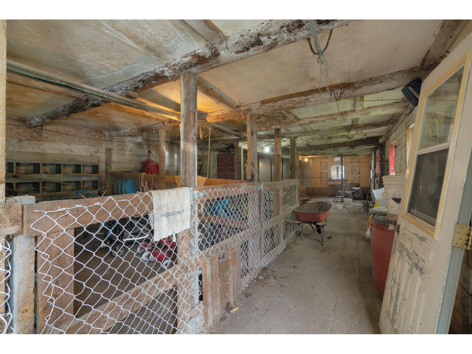 425z 11e Rang Property Photo 36