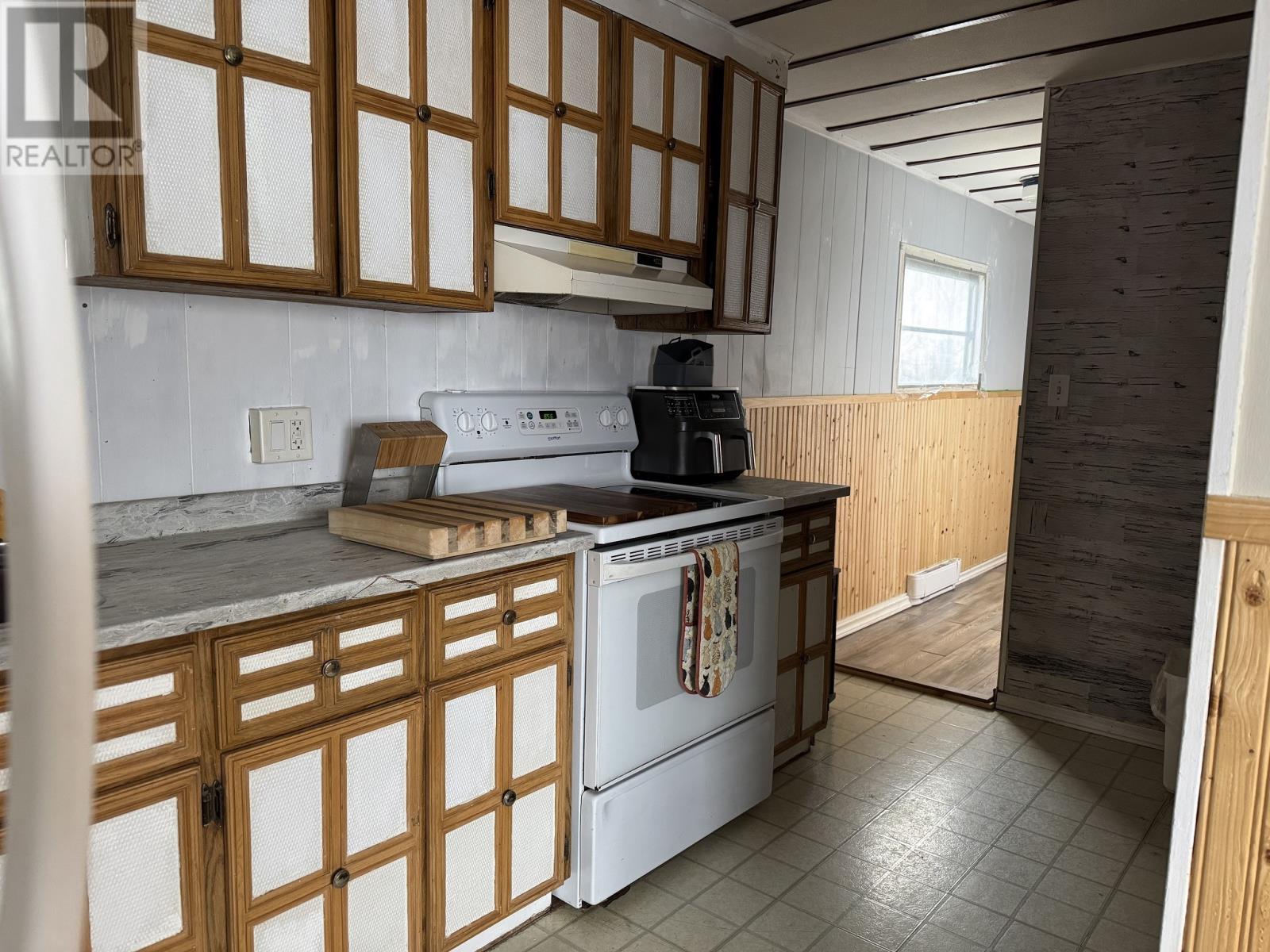 52 Gray Avenue Property Photo 4