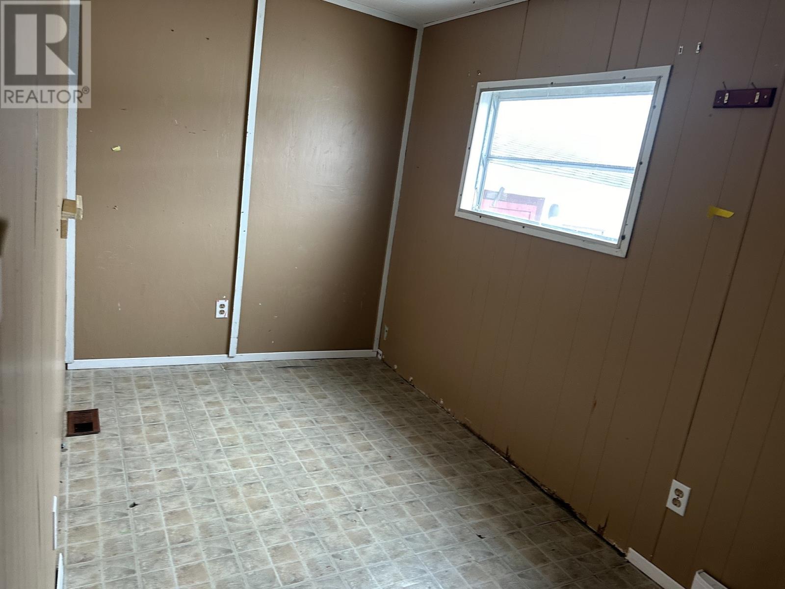 52 Gray Avenue Property Photo 7