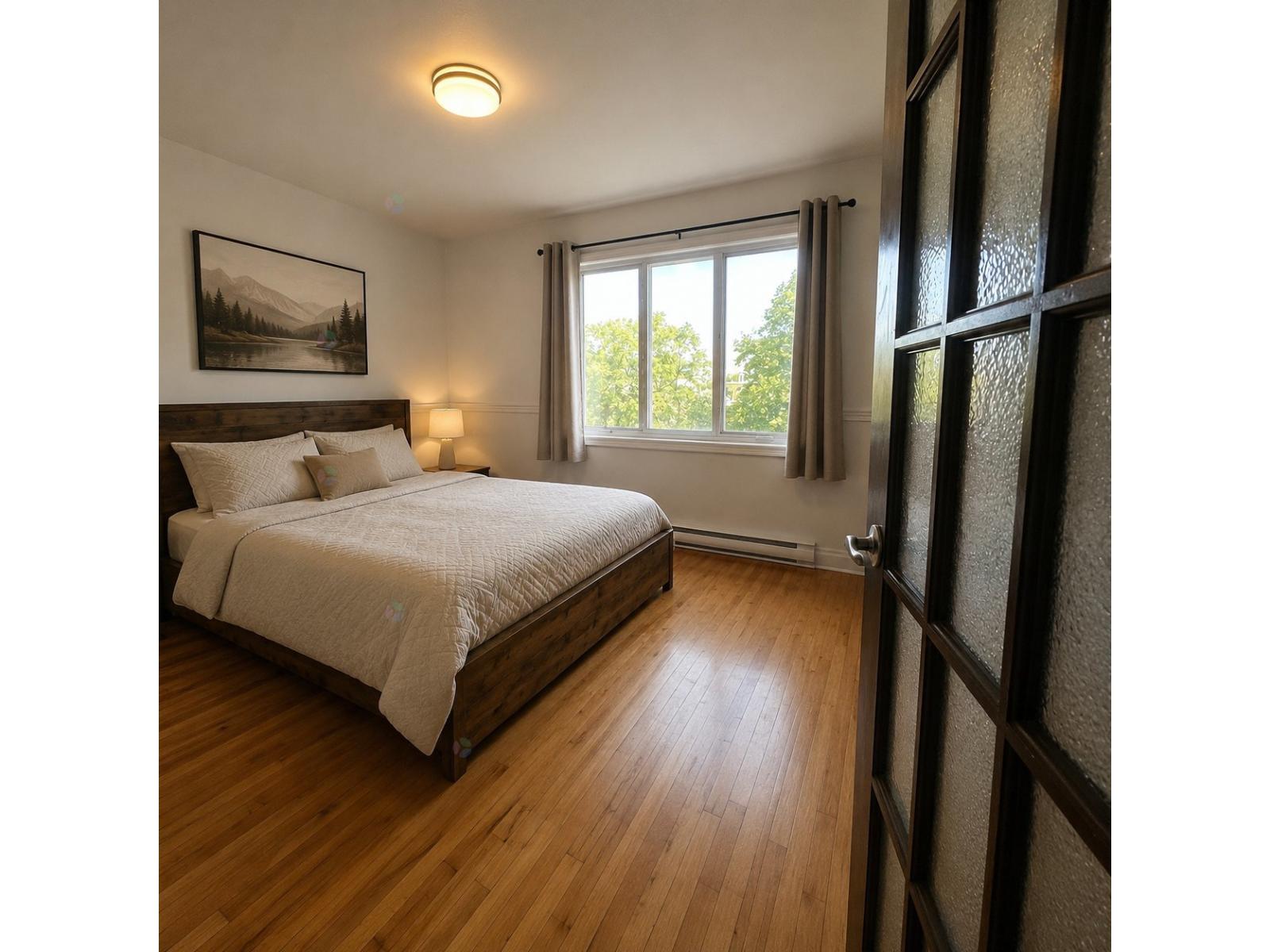 7084 Av. Querbes