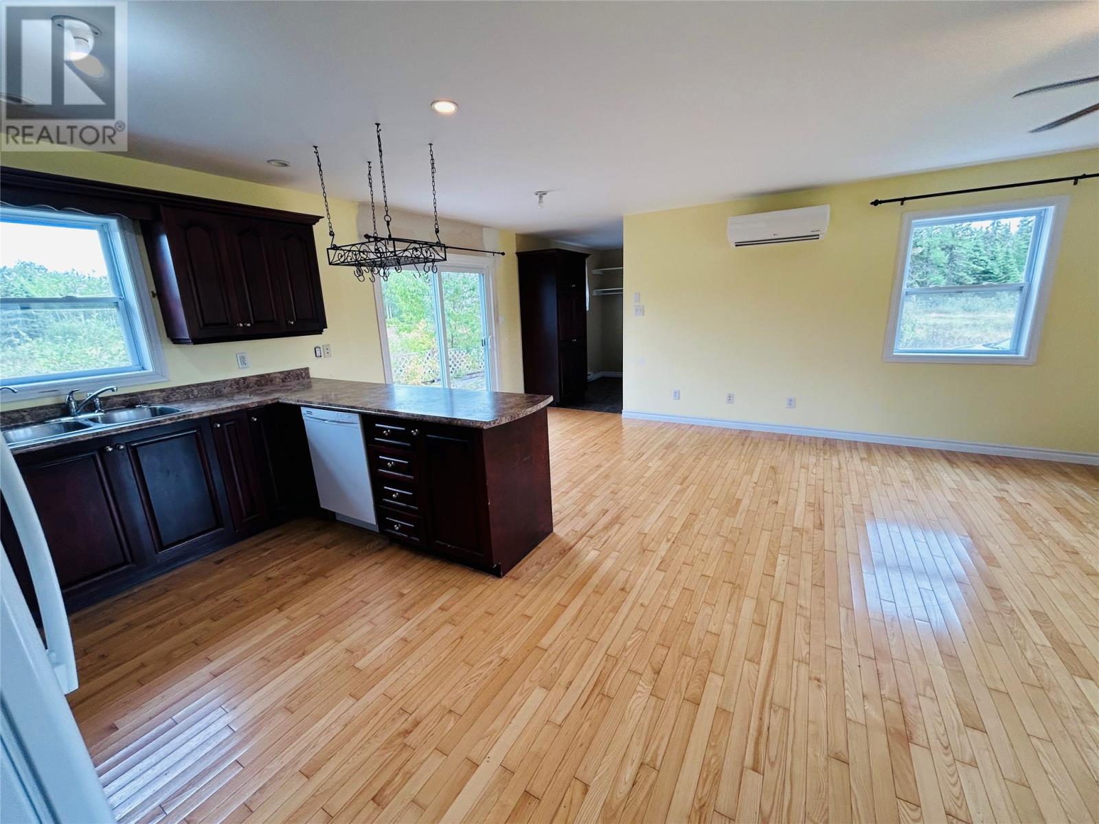 154 Sandy Point Road Property Photo 8
