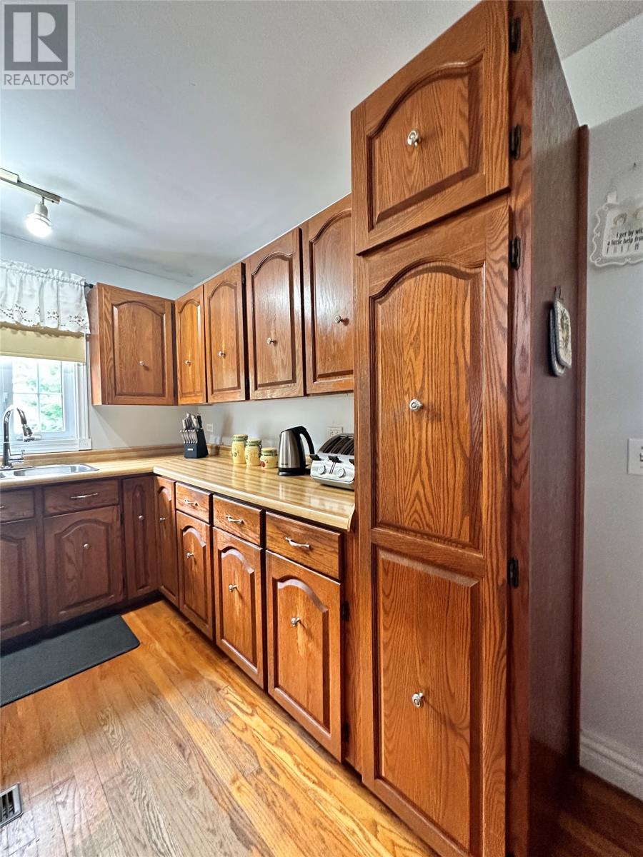 642 Main Drive Property Photo 10