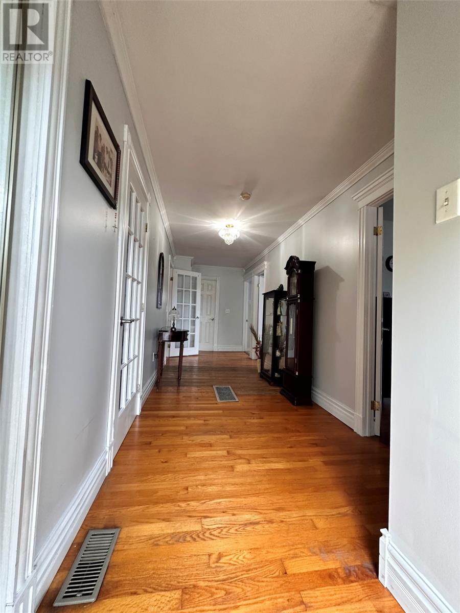 642 Main Drive Property Photo 18