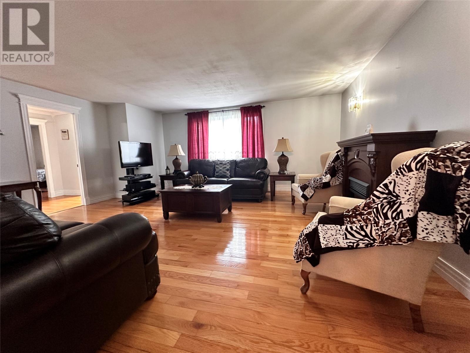642 Main Drive Property Photo 27