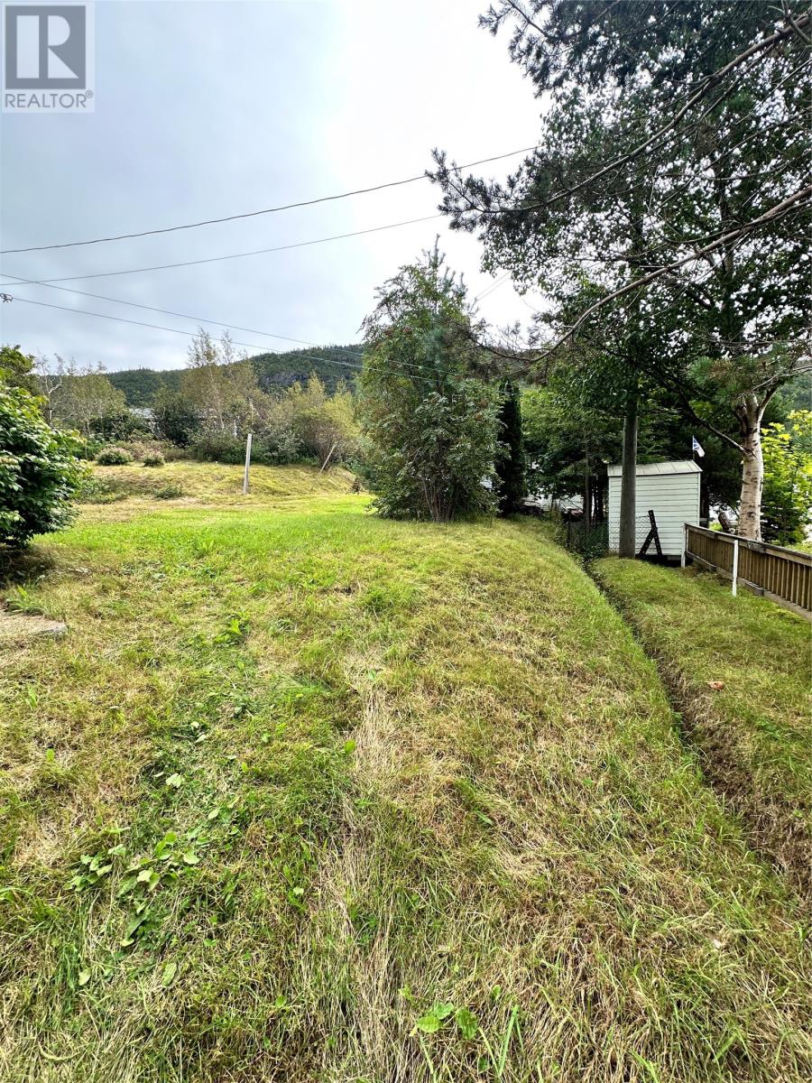 642 Main Drive Property Photo 36