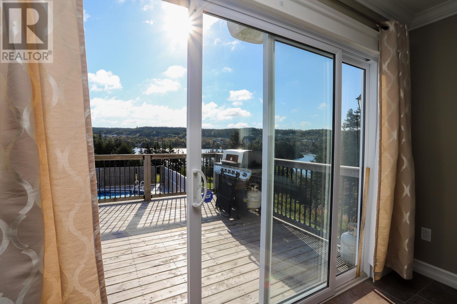 18a Millers Road Property Photo 9