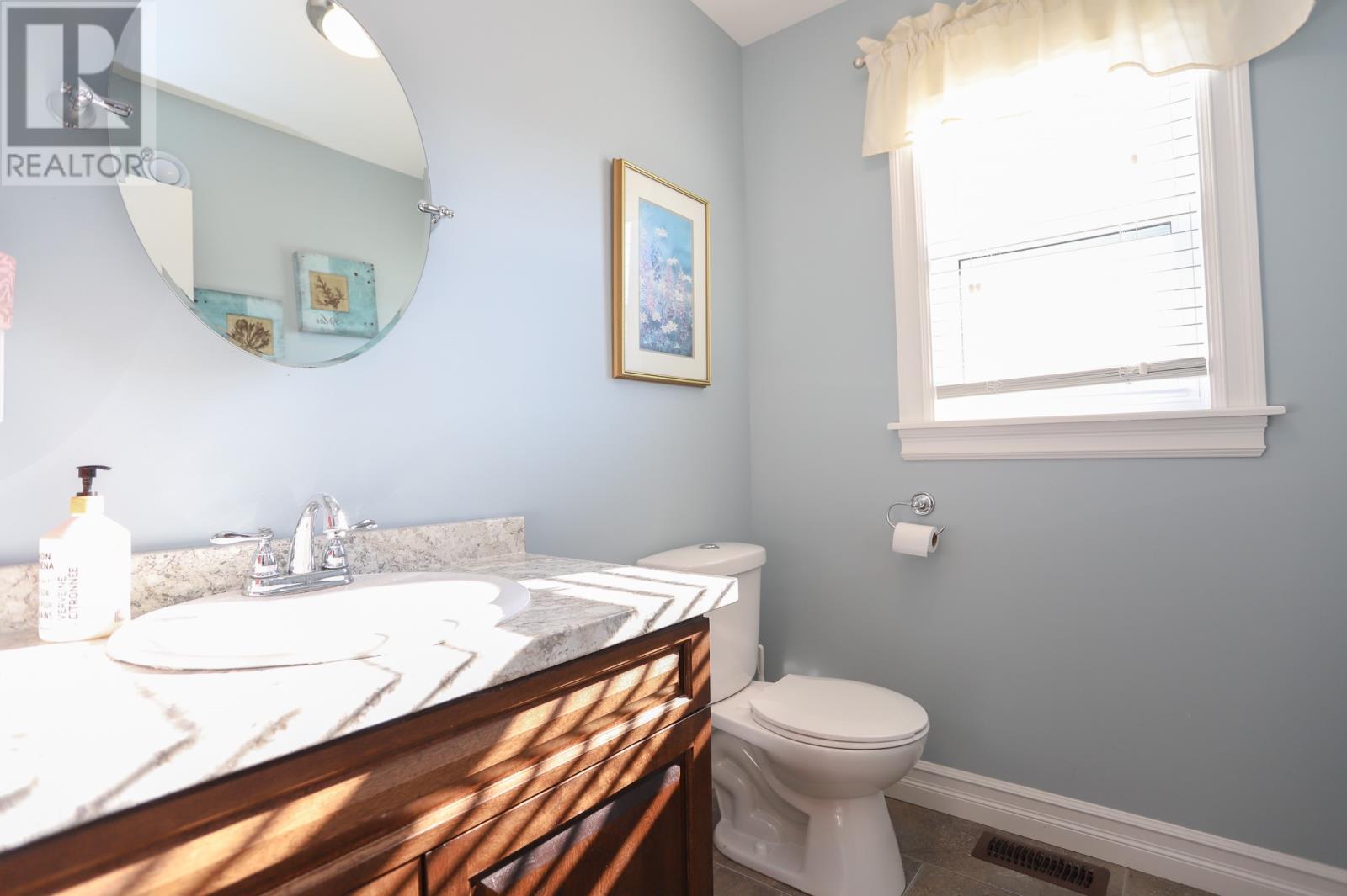 18a Millers Road Property Photo 15