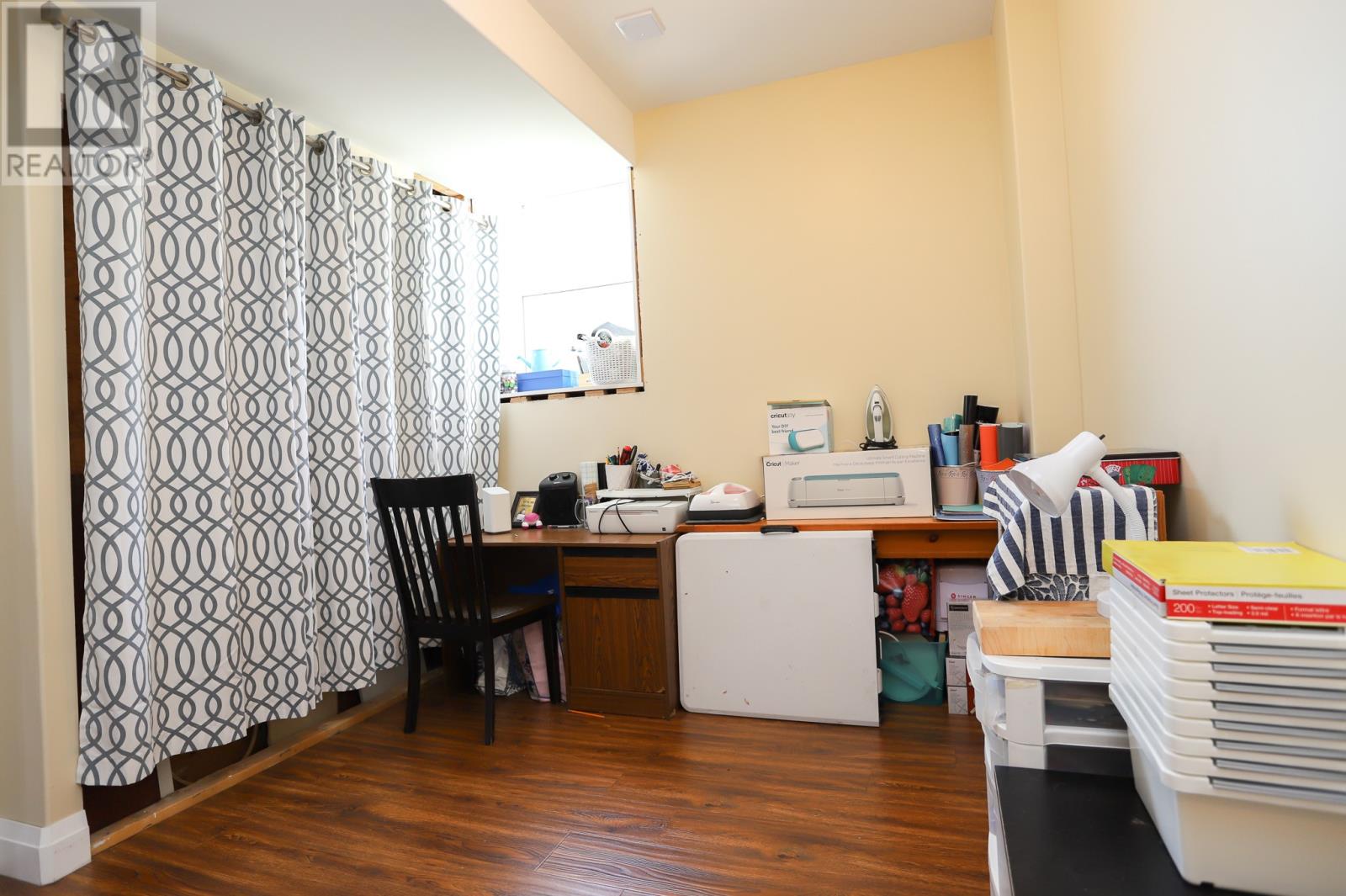 18a Millers Road Property Photo 27