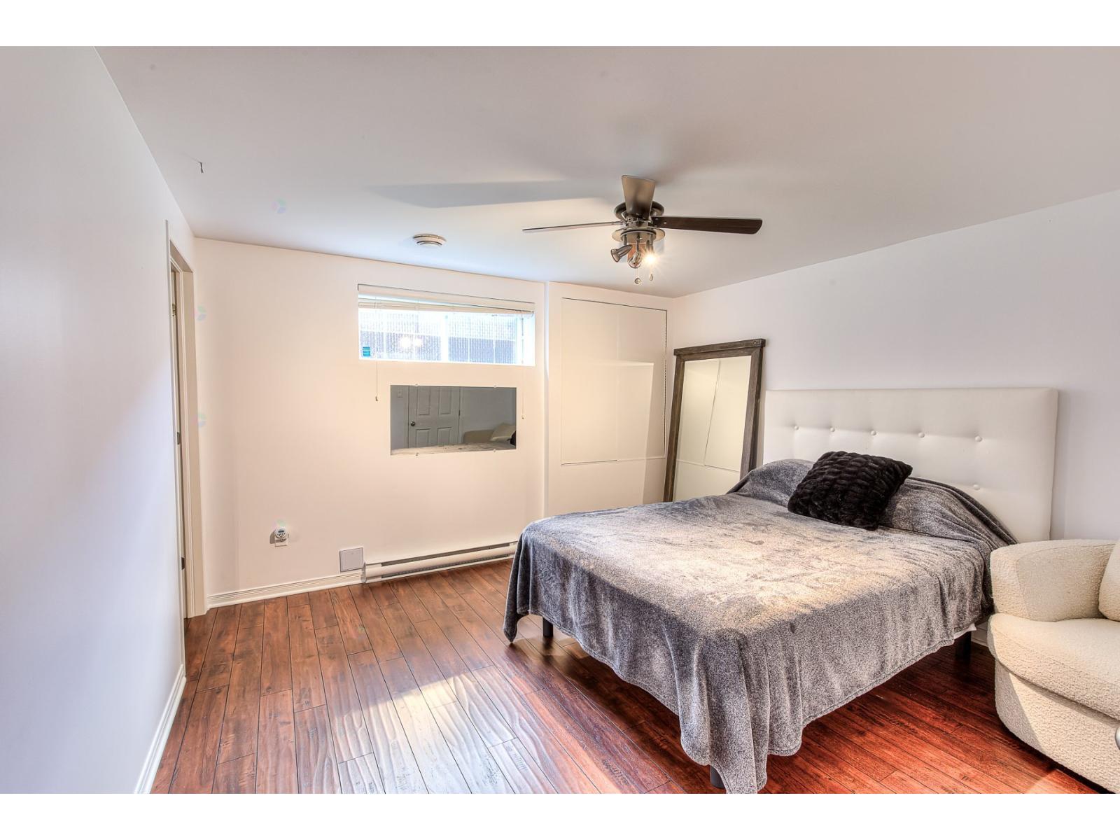 14 Rue St-louis Property Photo 29