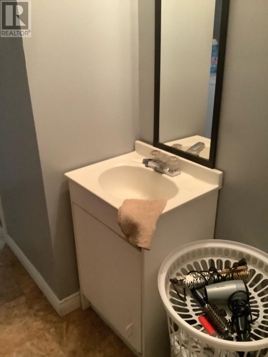 448-450 Jw Pickersgill Boulevard Property Photo 24