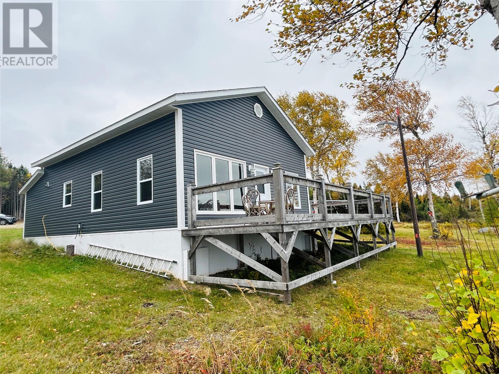 1023871 Martin Lake Road Property Photo 2