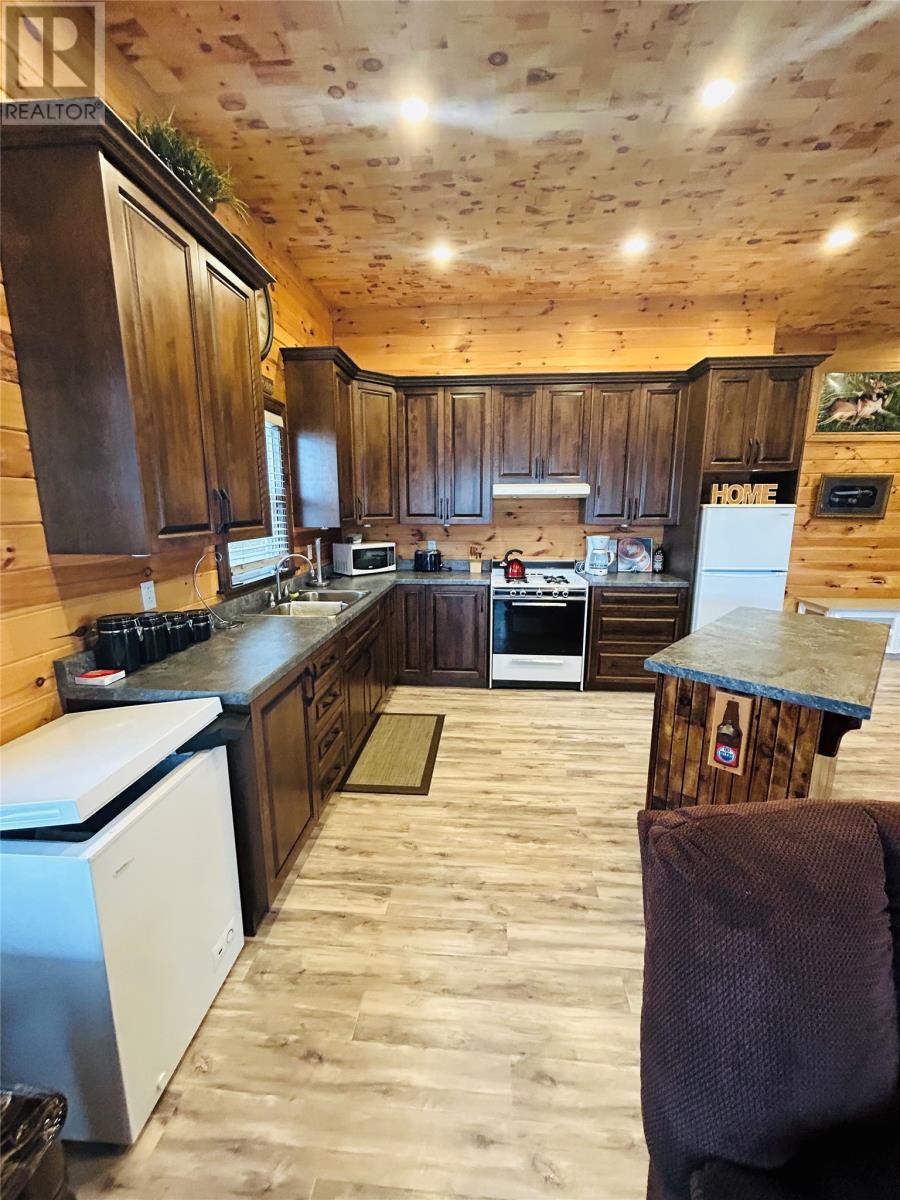 1023871 Martin Lake Road Property Photo 13
