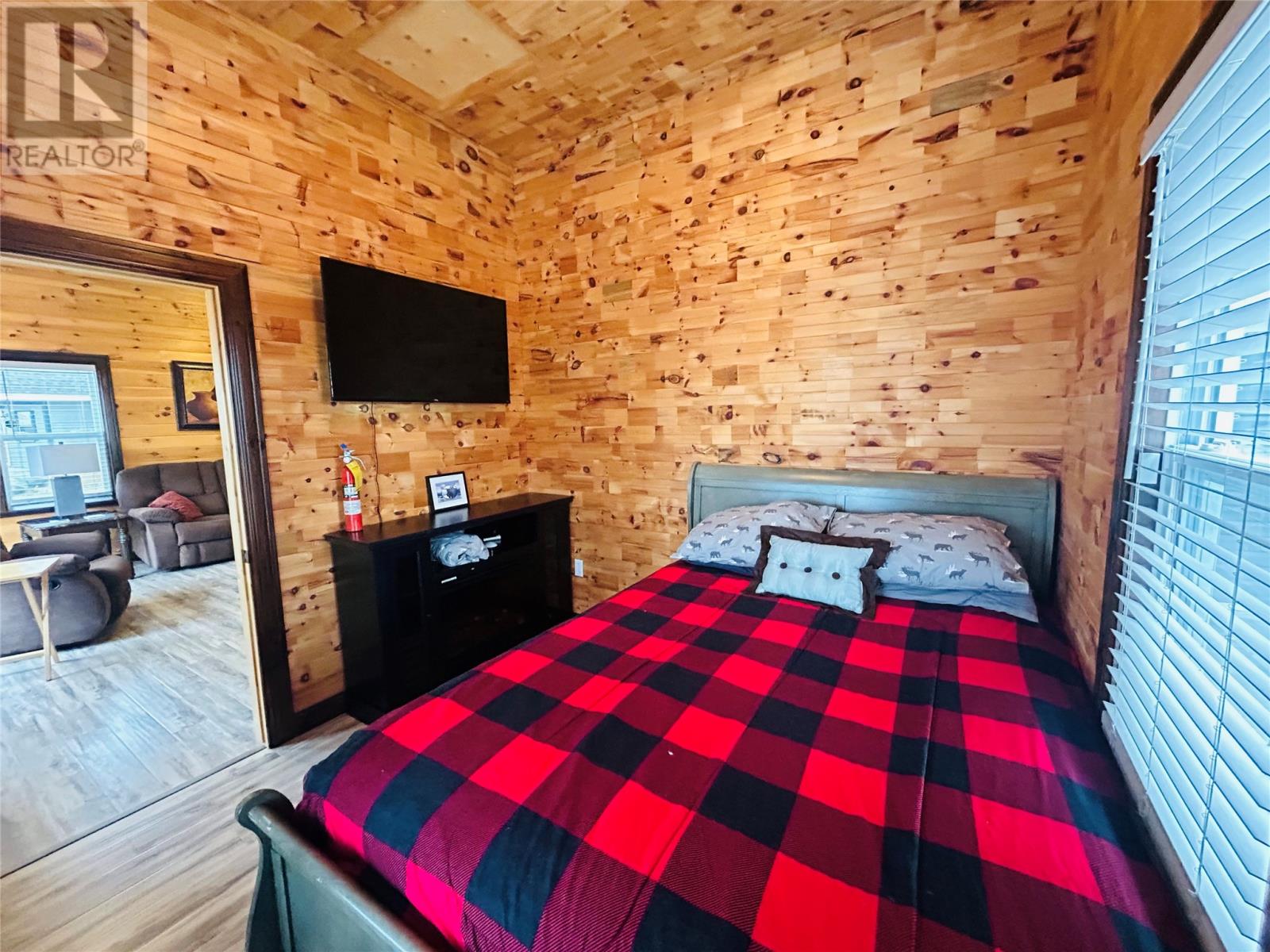 1023871 Martin Lake Road Property Photo 21
