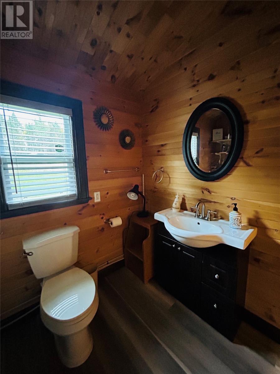 1023871 Martin Lake Road Property Photo 25