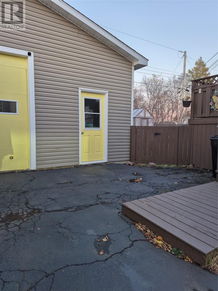 87 Smallwood Drive Property Photo 41