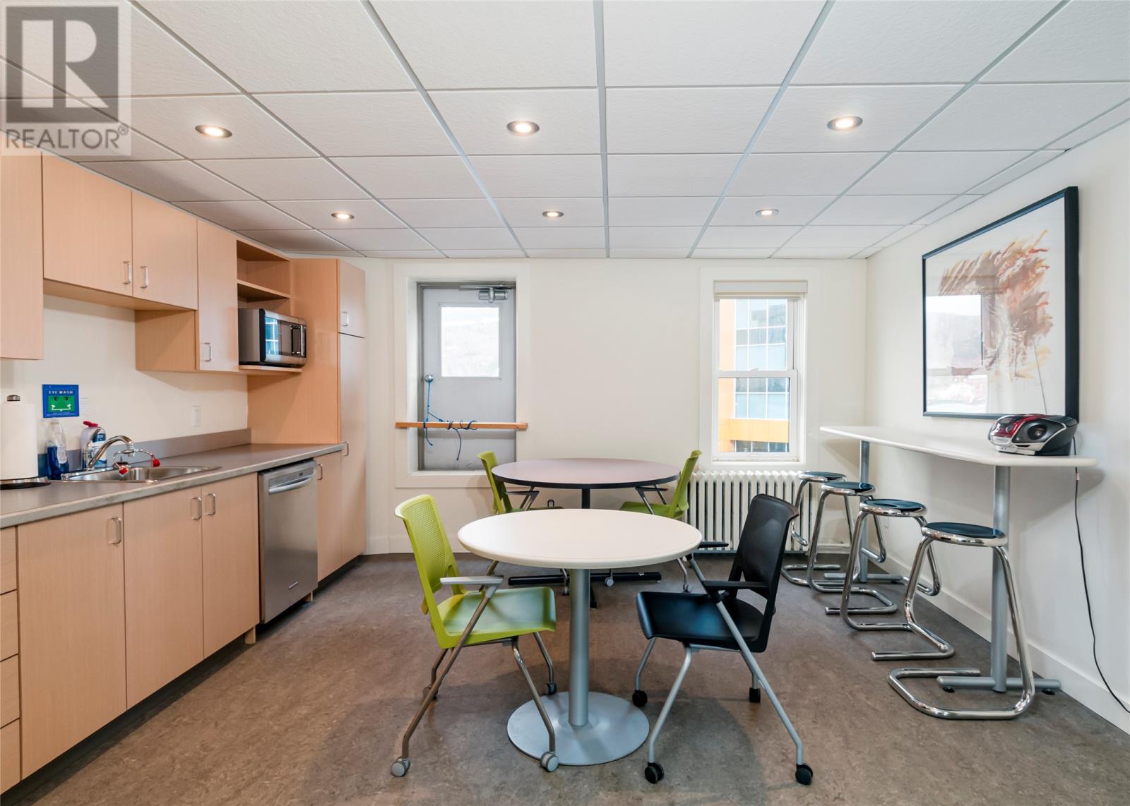 219 New Gower Street Property Photo 15