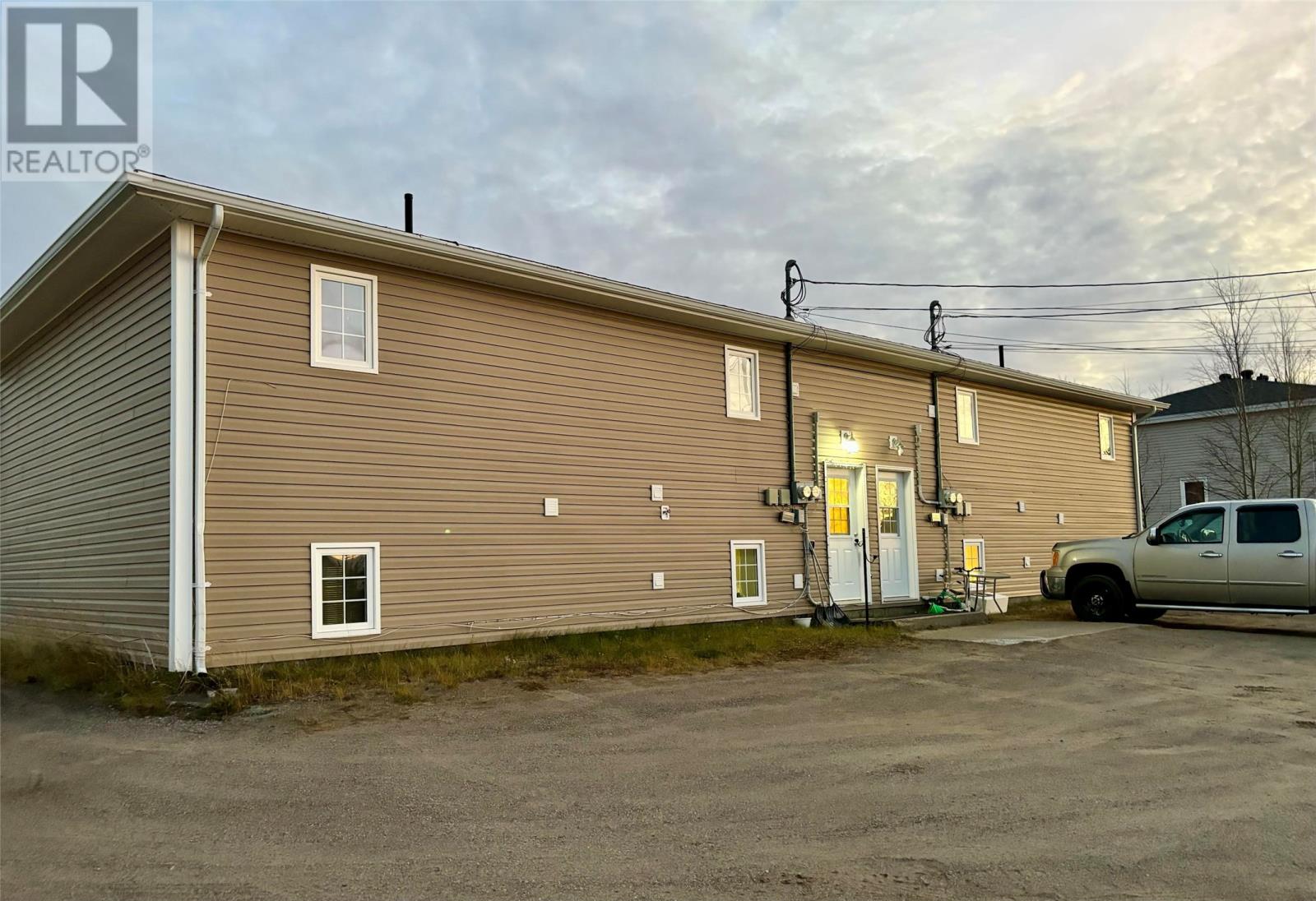 25 Mesher Street Property Photo 3