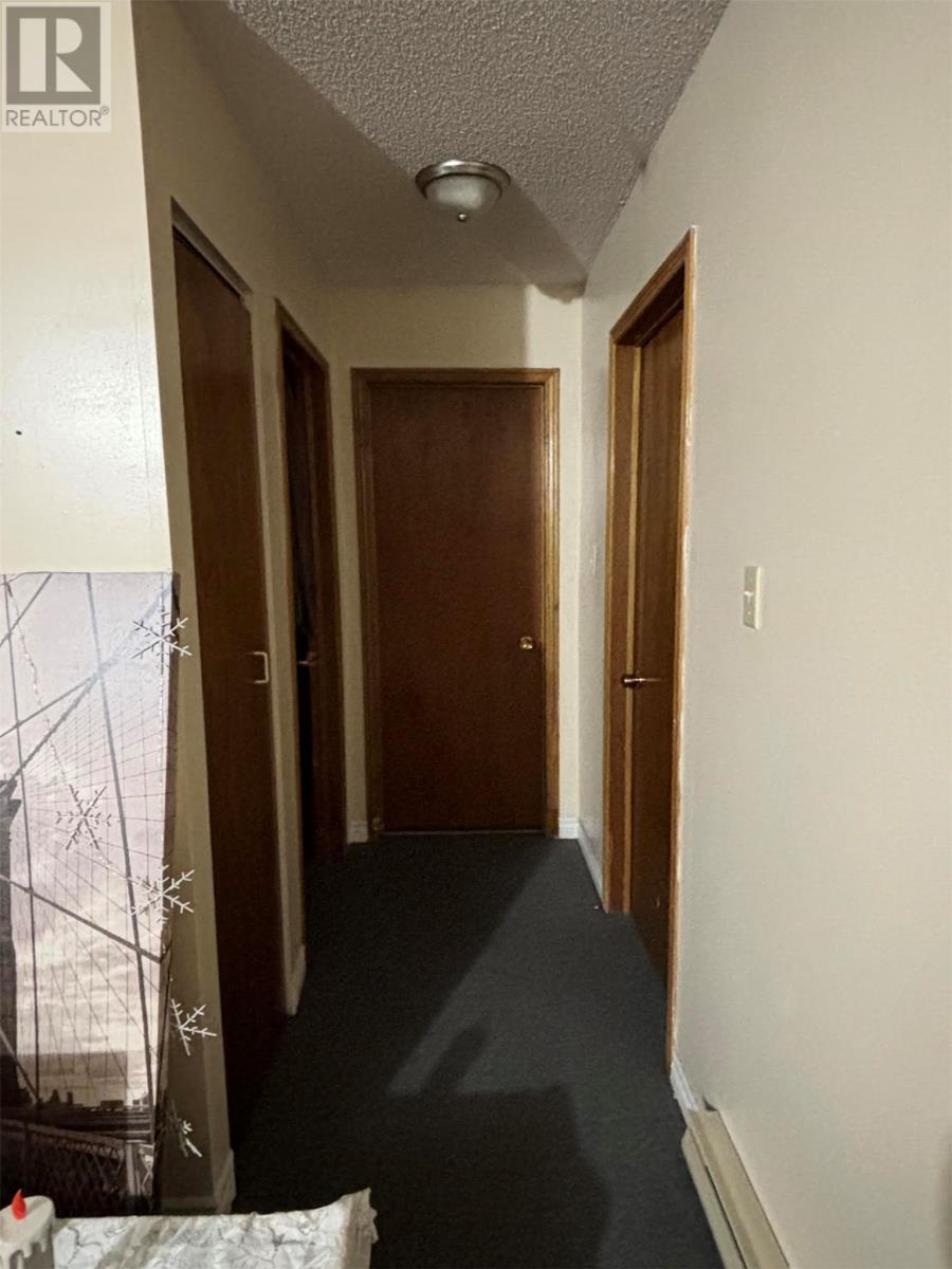 25 Mesher Street Property Photo 9