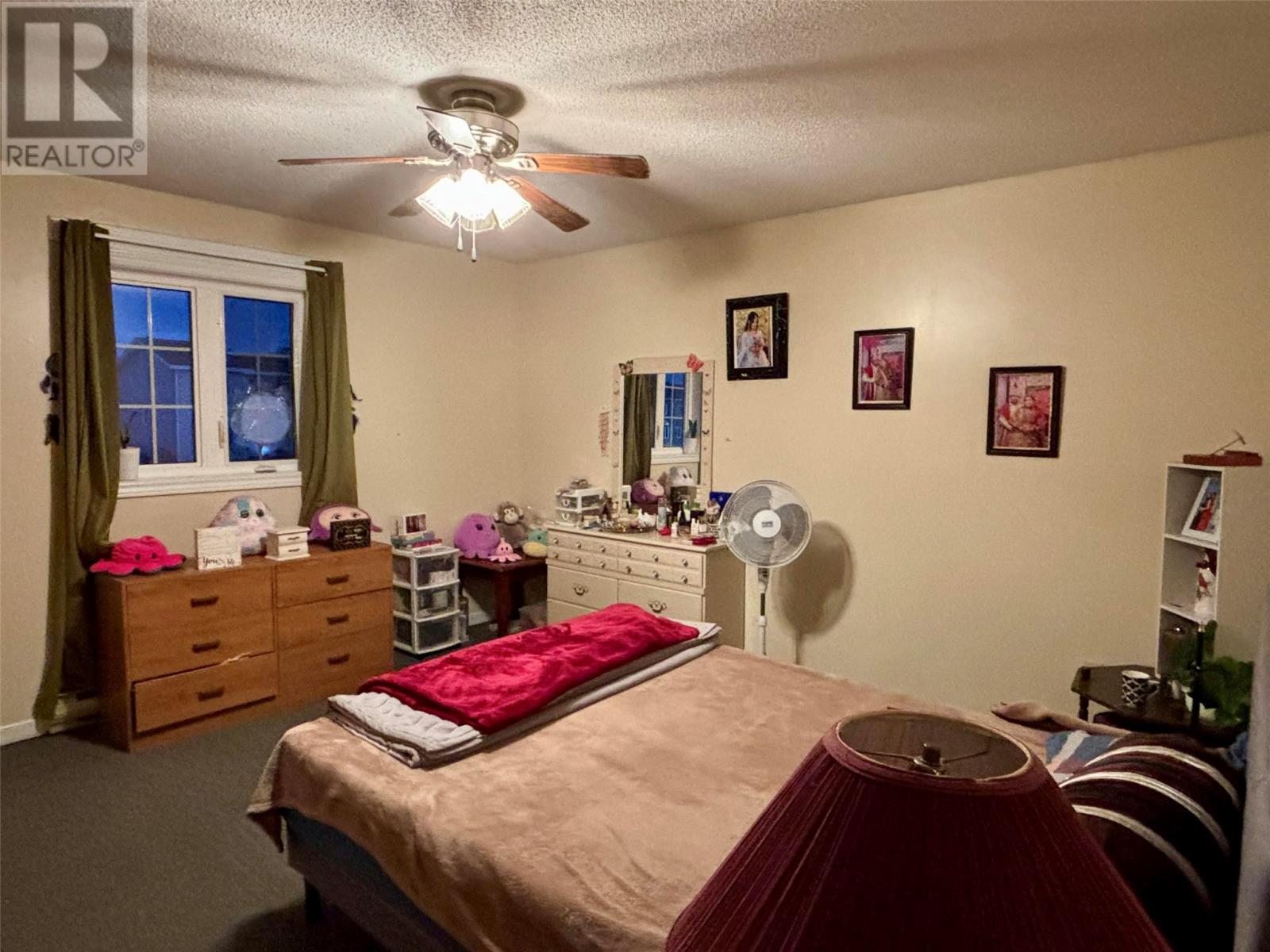 25 Mesher Street Property Photo 10