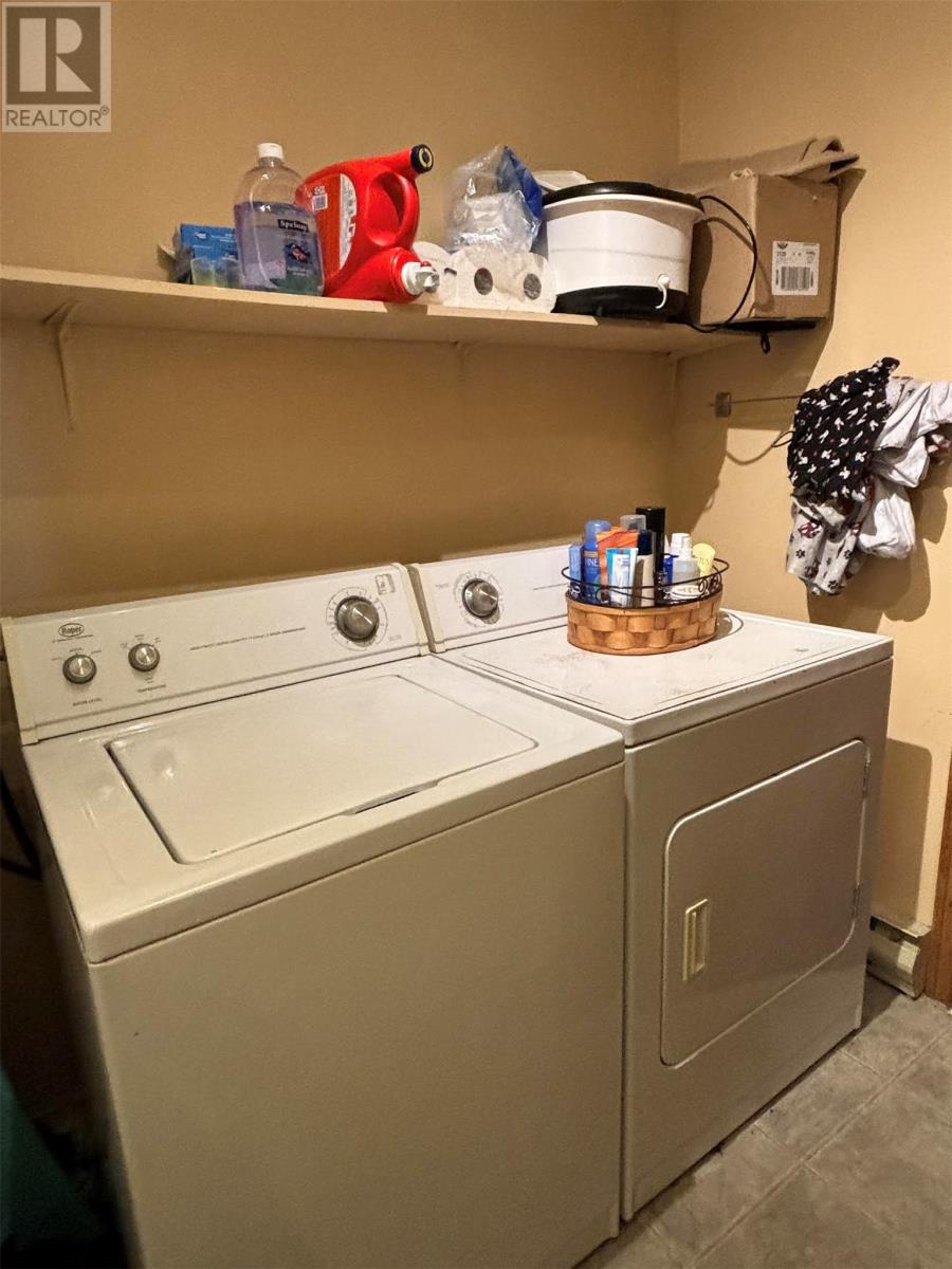 25 Mesher Street Property Photo 15