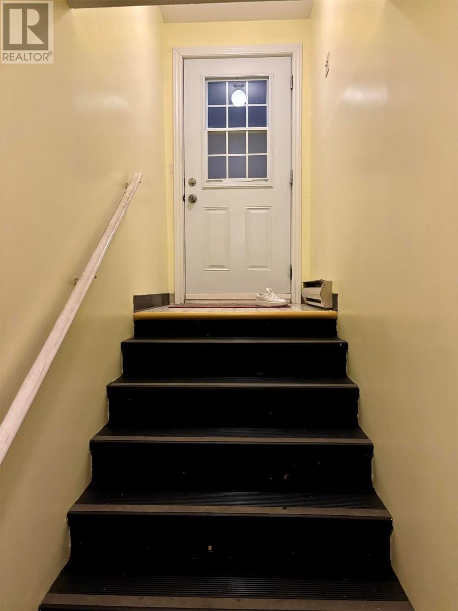 25 Mesher Street Property Photo 21