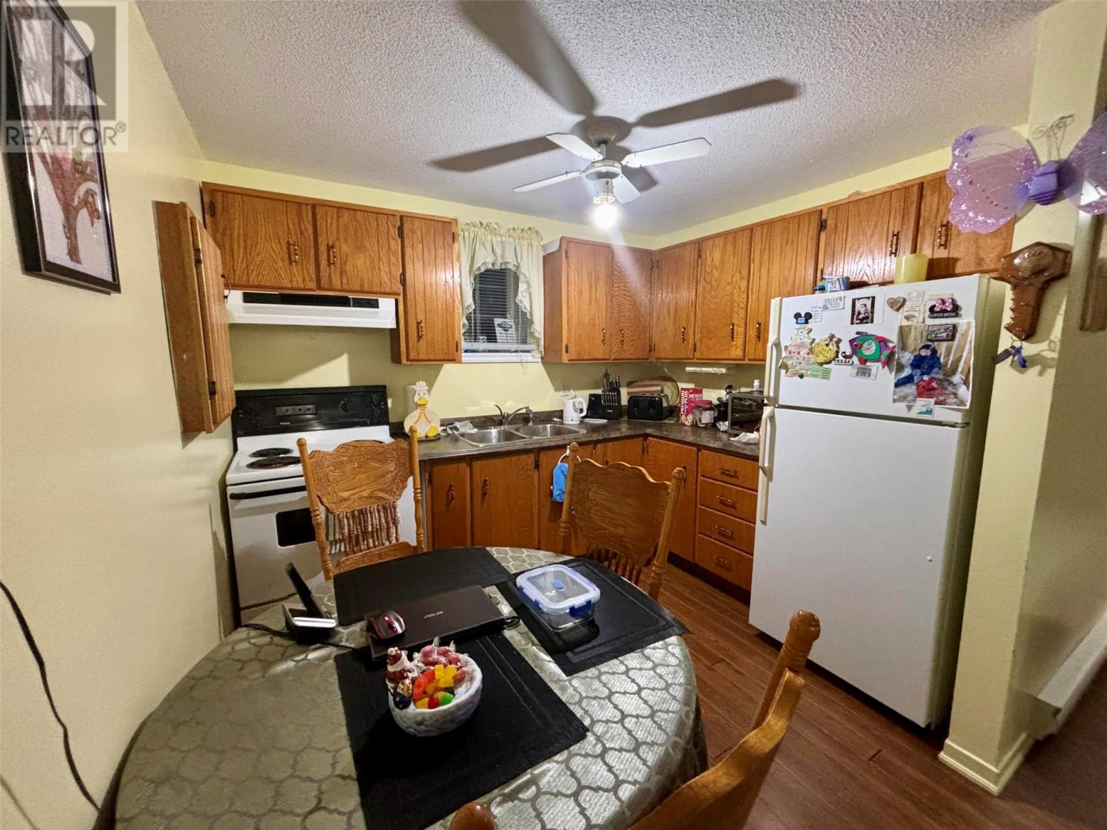 25 Mesher Street Property Photo 22