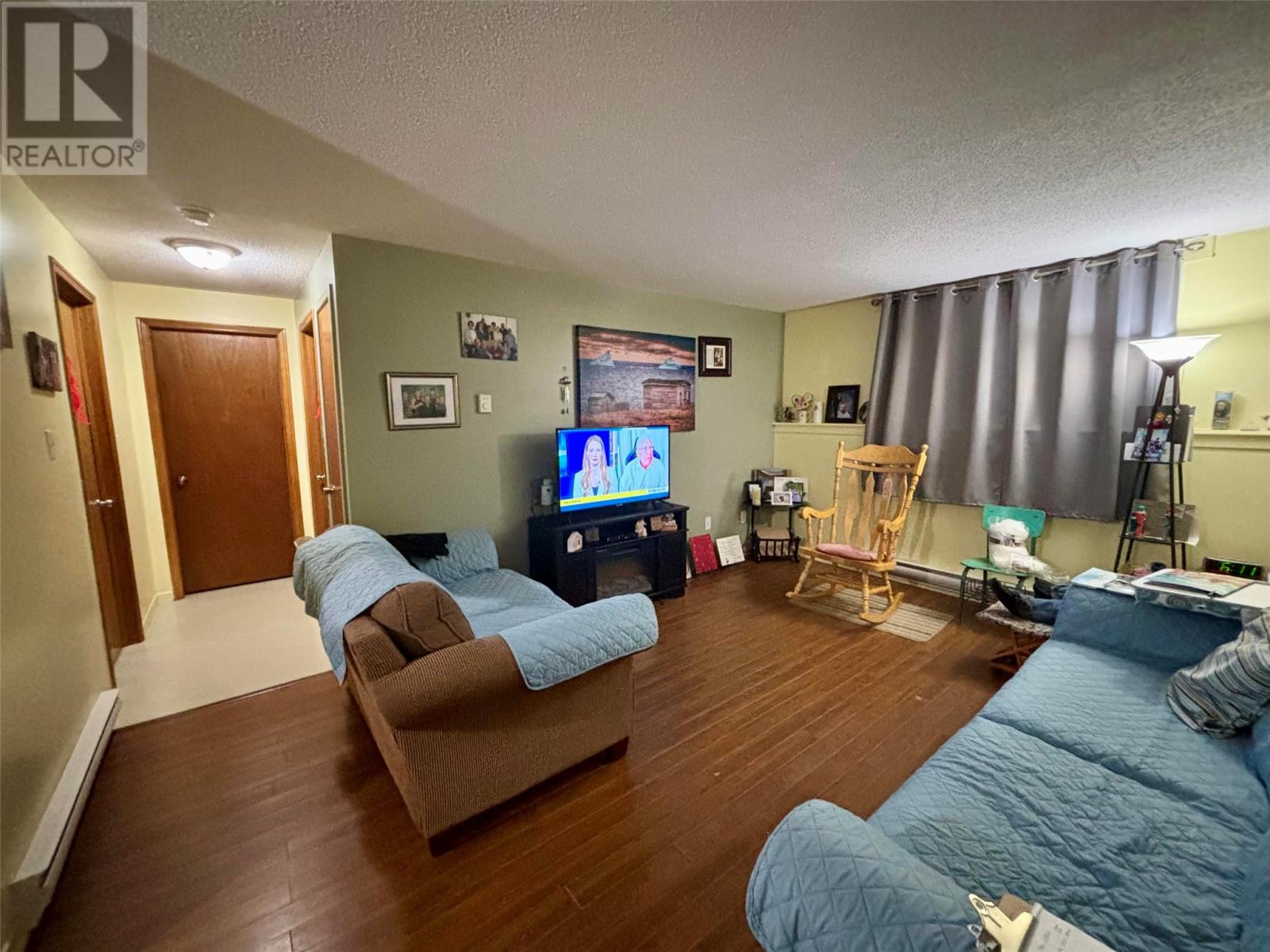 25 Mesher Street Property Photo 23