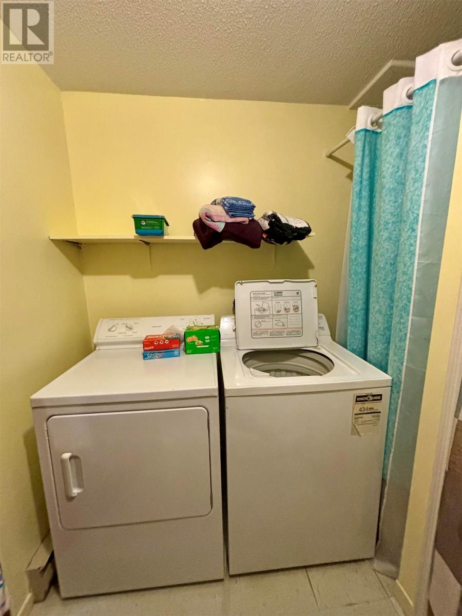 25 Mesher Street Property Photo 26