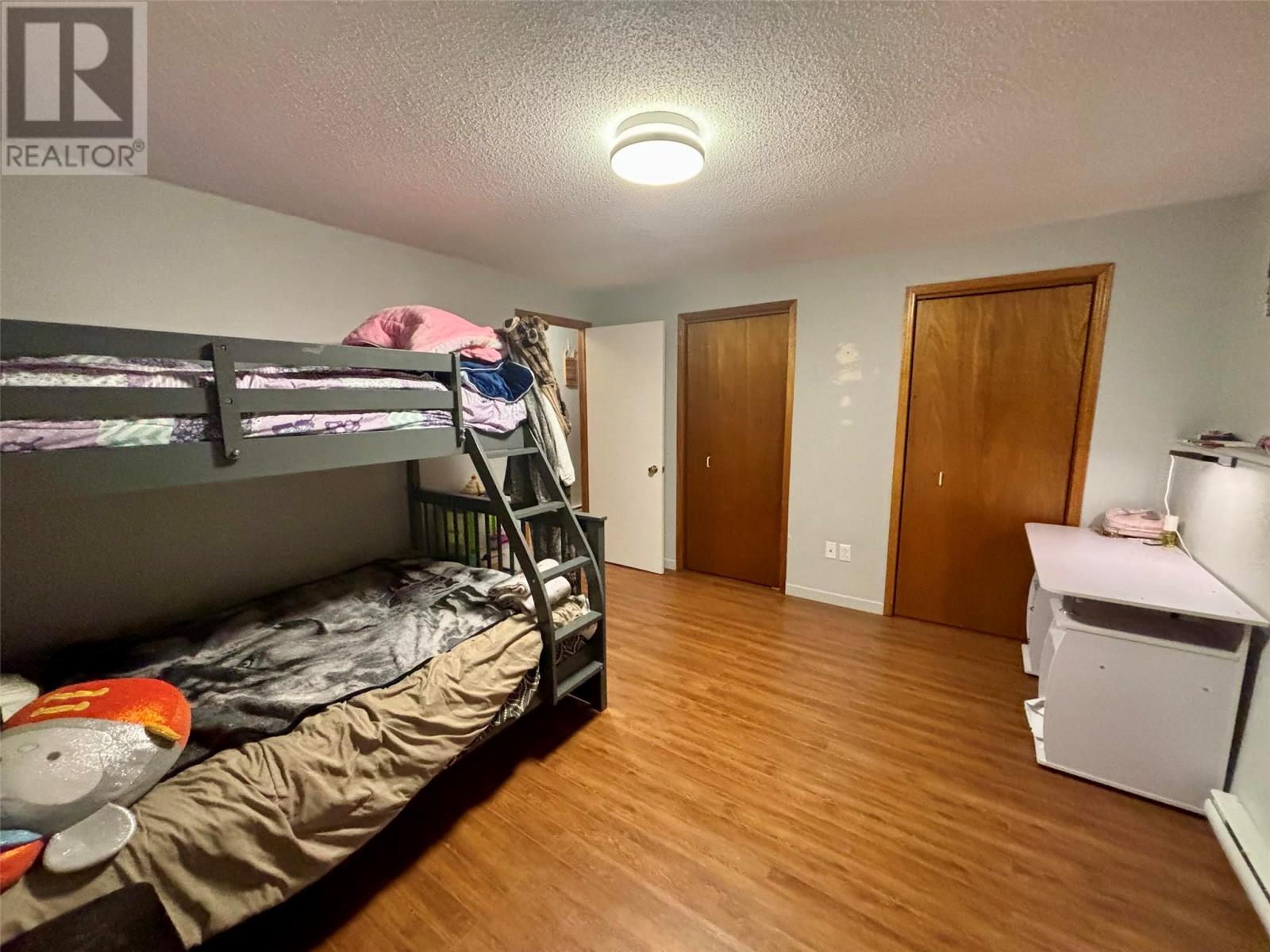 25 Mesher Street Property Photo 32