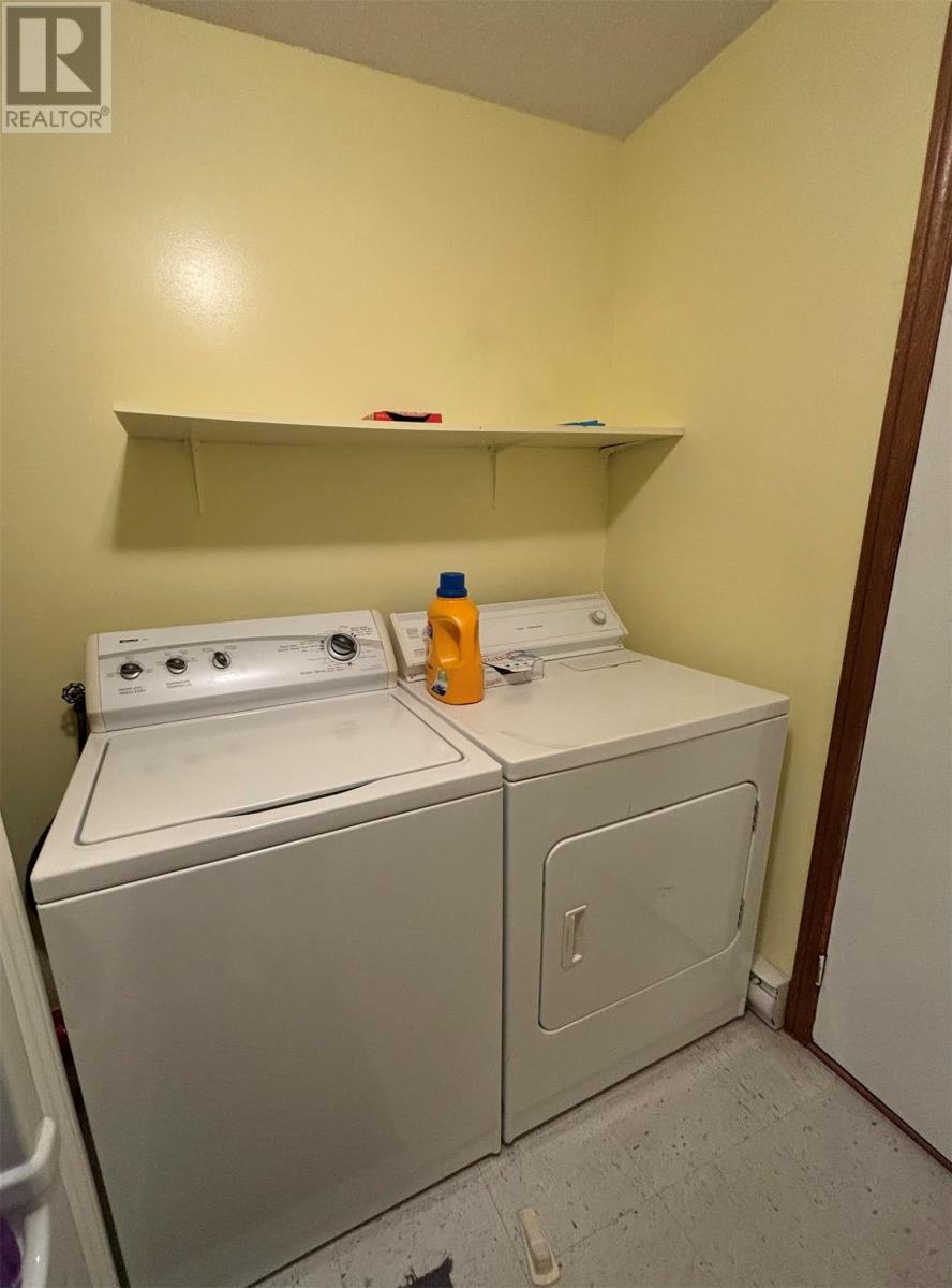 25 Mesher Street Property Photo 35