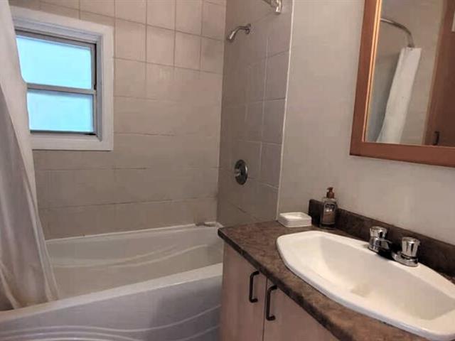385 Ch. Du Tour-du-lac Property Photo 15