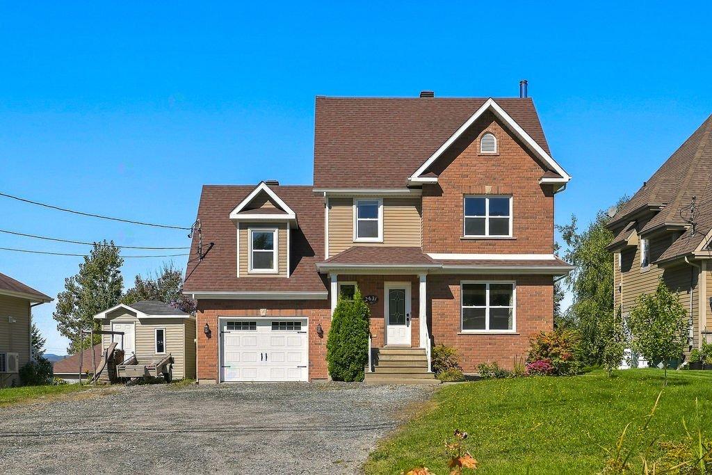 2631 Ch. De Ste-catherine Property Photo 1