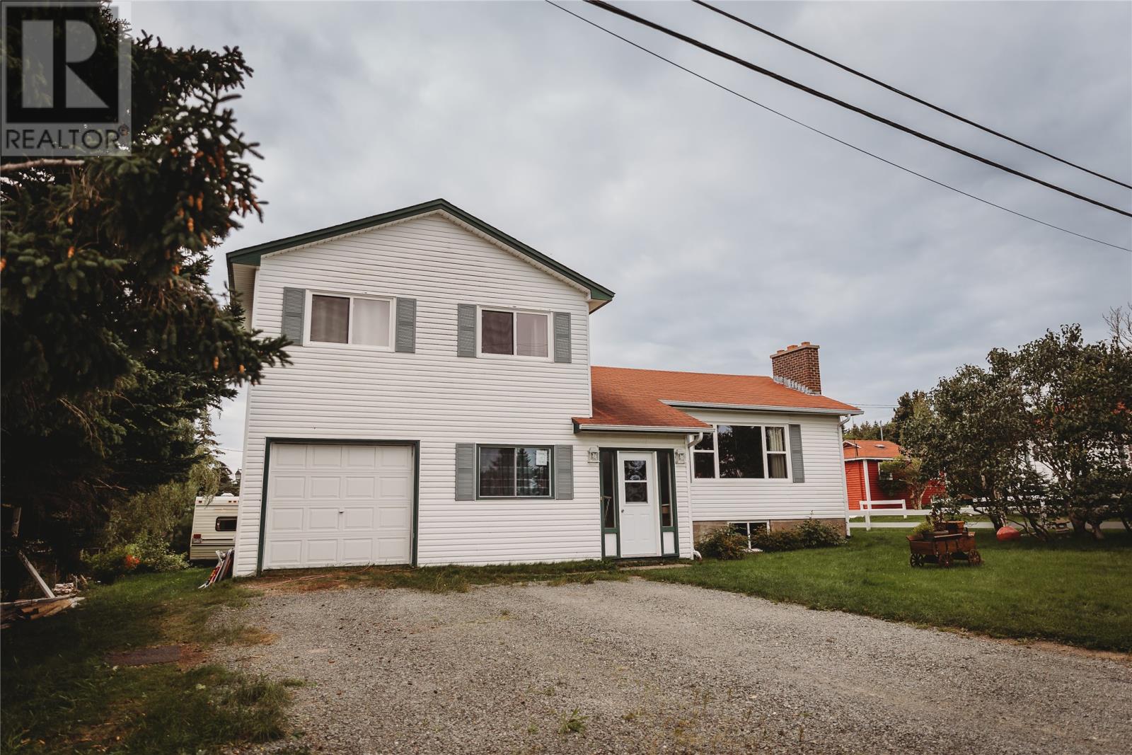 38 Beach Road Property Photo 4