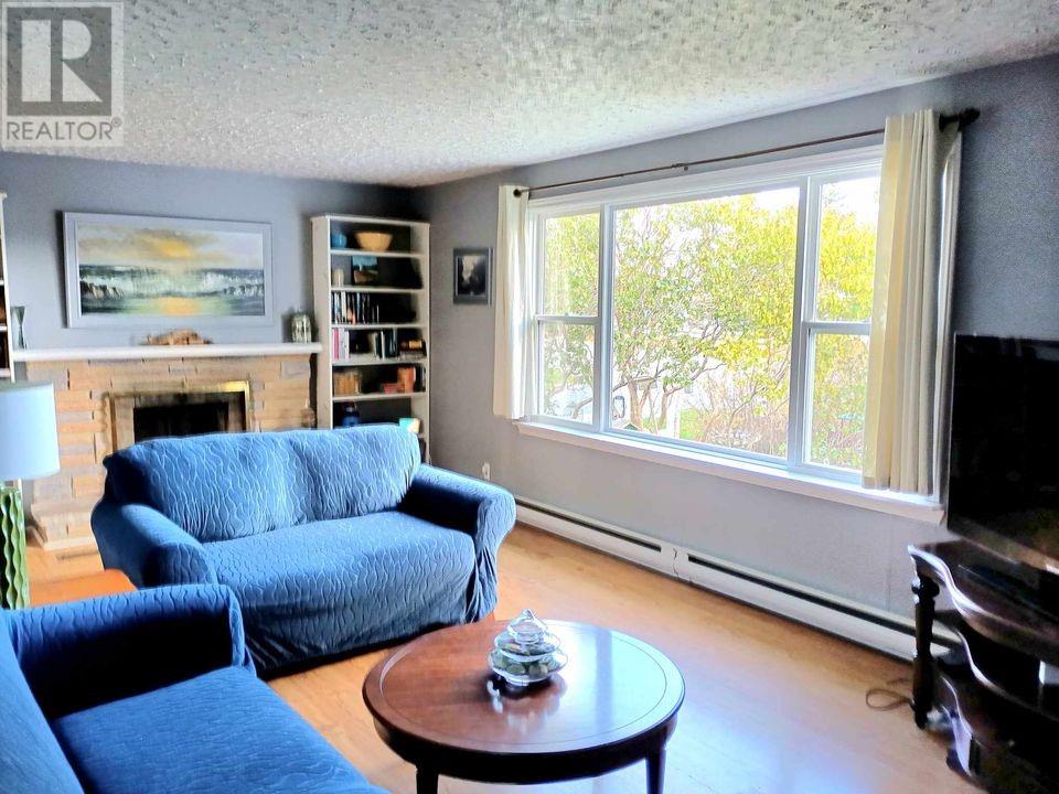 38 Beach Road Property Photo 6